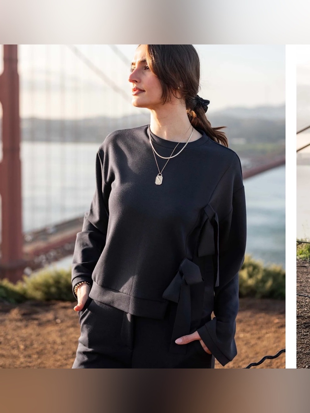 Voyageur by MERSEA Simone Bow Crewneck‎ Sweatshirt Women's Small Navy Italy